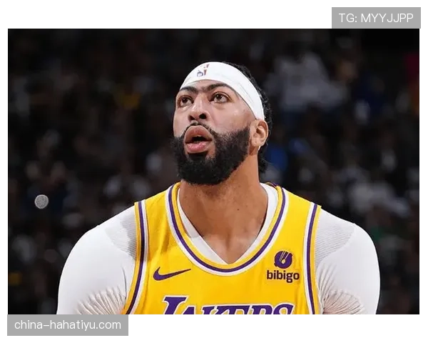 斯塔德迈尔内线强攻改变防守布局，高效输出主导进攻节奏